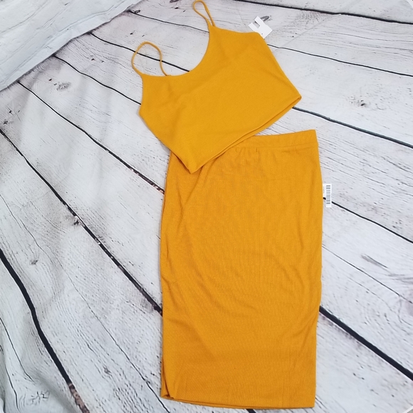 Active USA Dresses & Skirts - NWT Mustard Color Two Piece Rigged Skirt Set
